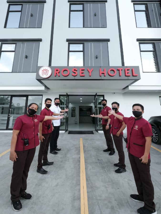 Rosey Hotel Cabanatúan Exterior foto